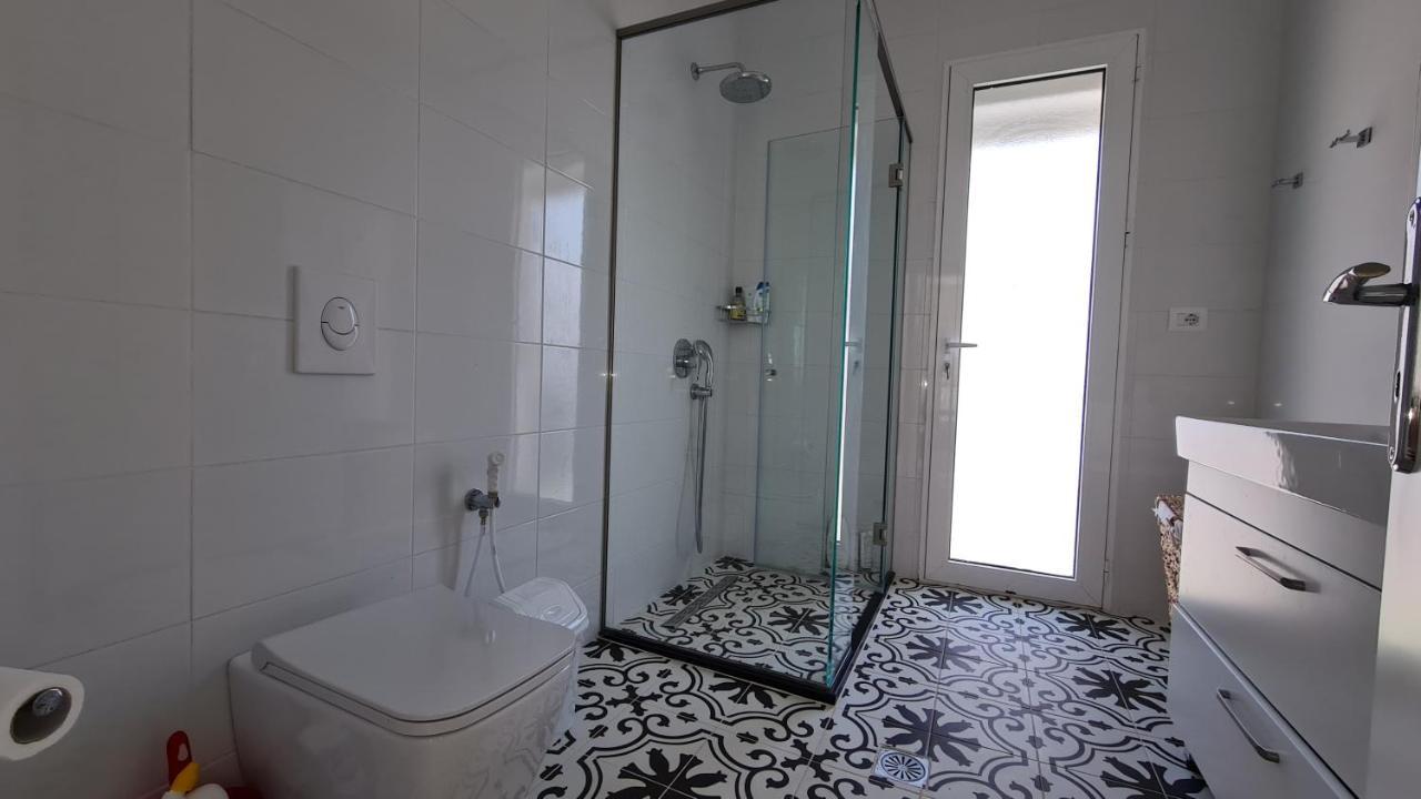 Appartement Rocknest Sea View Penthouse à Saranda Extérieur photo