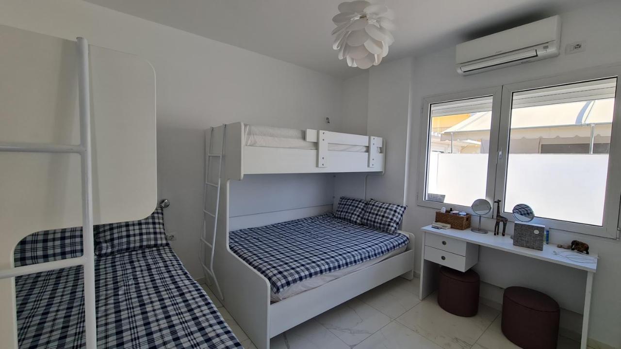 Appartement Rocknest Sea View Penthouse à Saranda Extérieur photo