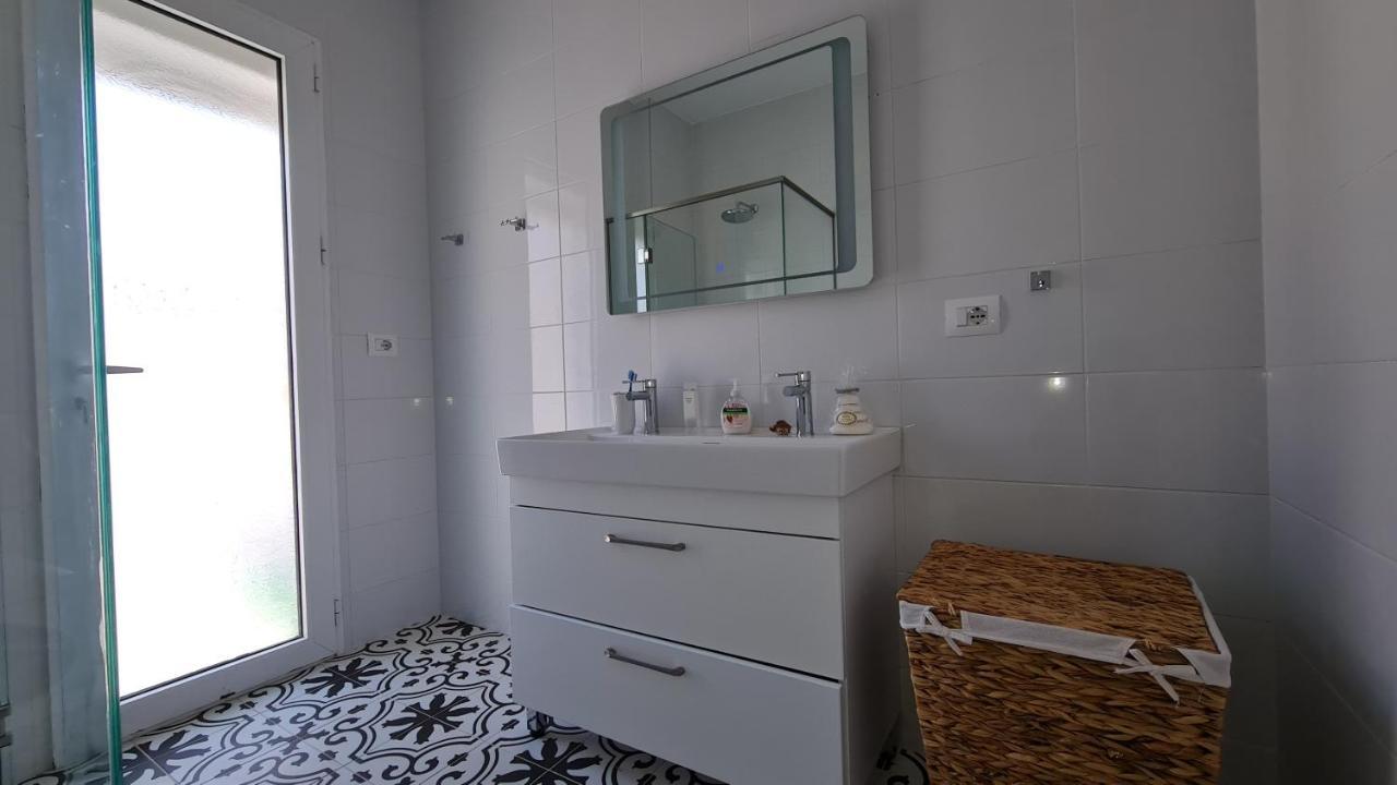 Appartement Rocknest Sea View Penthouse à Saranda Extérieur photo