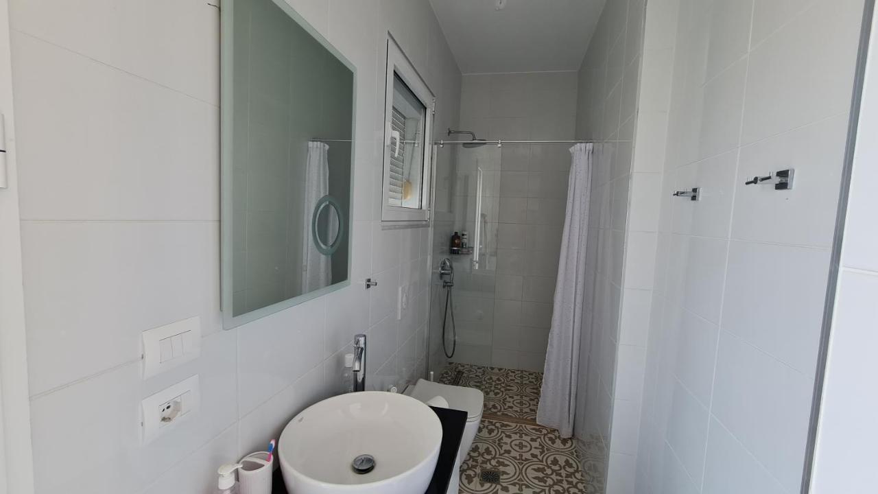 Appartement Rocknest Sea View Penthouse à Saranda Extérieur photo