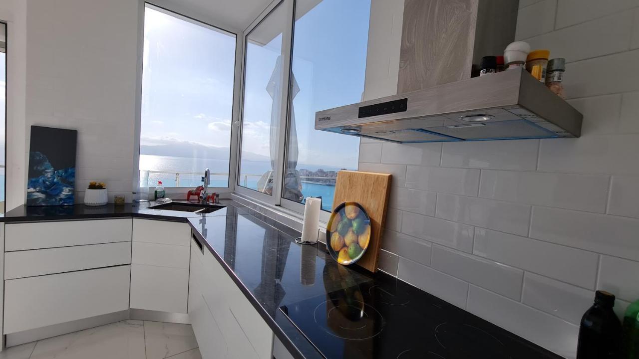 Appartement Rocknest Sea View Penthouse à Saranda Extérieur photo